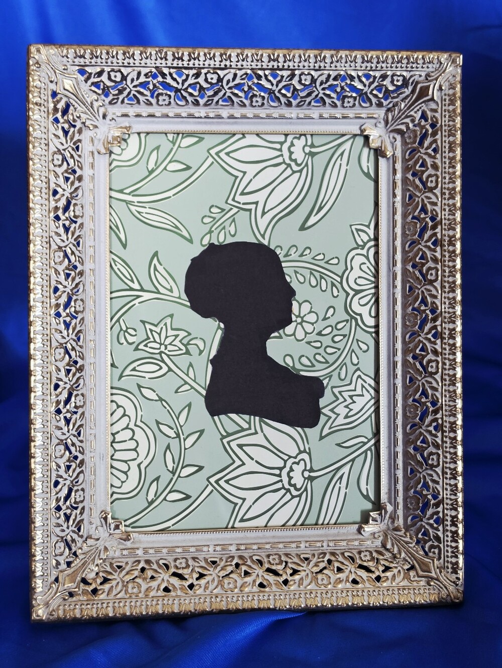 Vintage Silhouette Portrait in Ornate Gilded Frame Regency Style